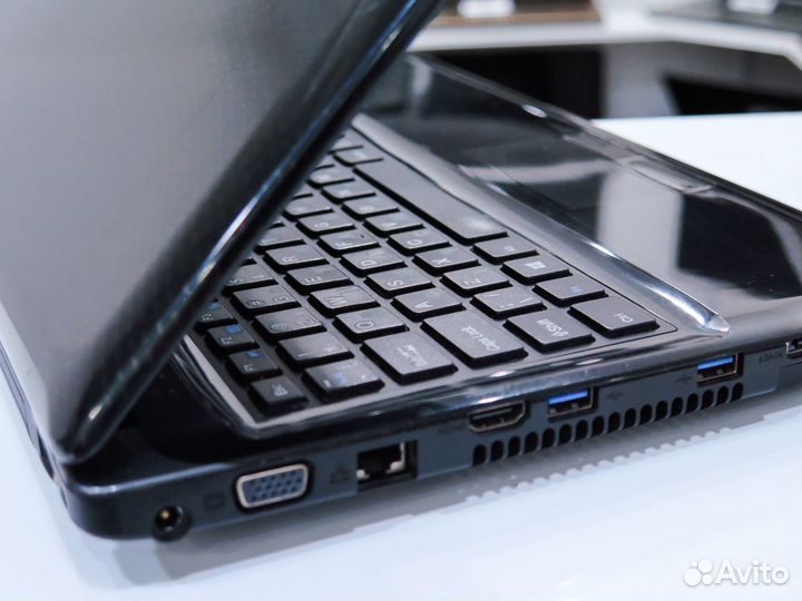 Игровой 17.3 Full hd 8Gb SSD +Гарантия