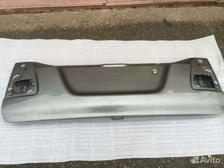 Дверь багажника нижняя Land Cruiser 100