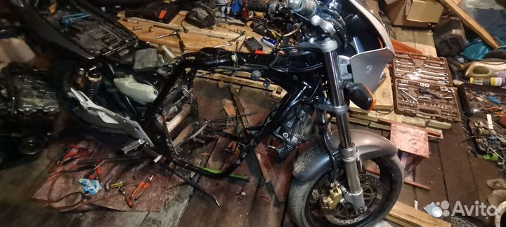 Honda cb 400 vtec 1