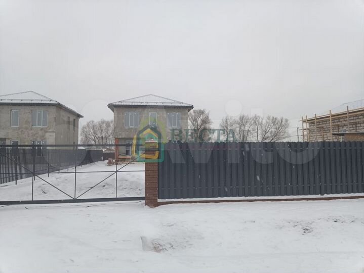 Дом 140 м² на участке 6 сот.