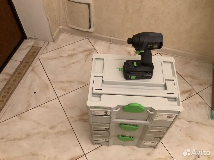 Импульсивная дрель шуруповертFestool TID 18