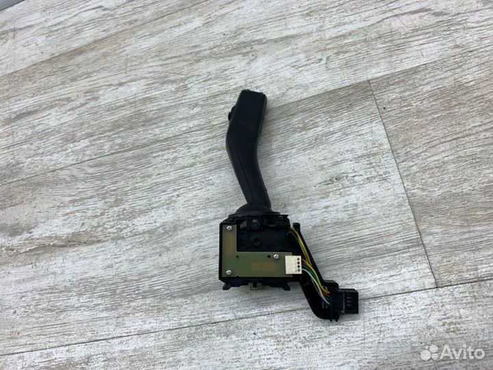 Подрулевой переключатель света Volkswagen Touran