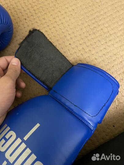 Перчатки для бокса Clinch