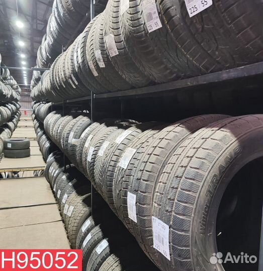 Nankang ESSN-1 Corsafa 215/50 R17 91N