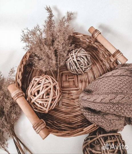 Поднос плетёный