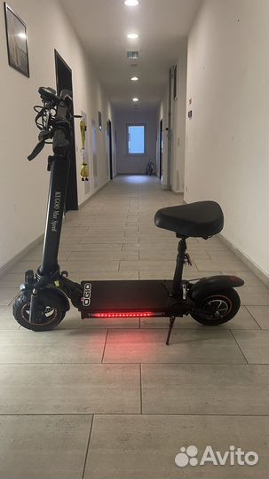 Самокат взрослый электрический