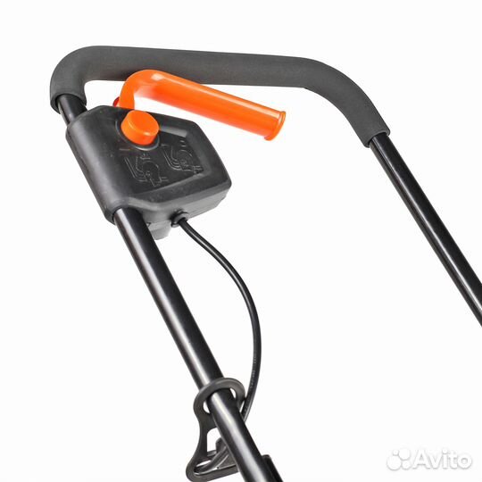 Газонокосилка электрическая