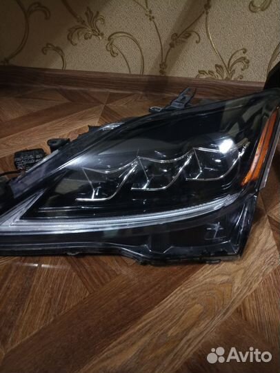 Левая Фара Lexus IS250 Vland