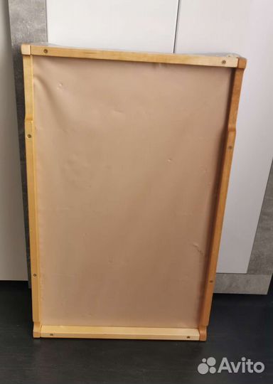 Пеленальная доска на кроватку