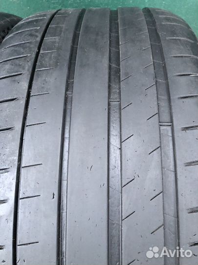 Michelin Pilot Sport 4 S 285/35 R22 106Y