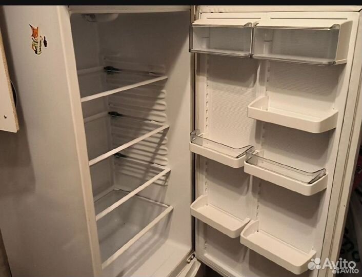 Холодильник атлант бу
