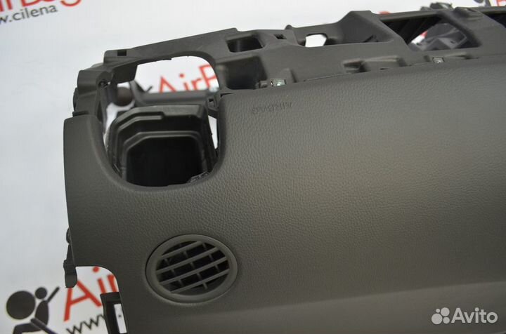 Торпедо панель приборов Kia Rio New