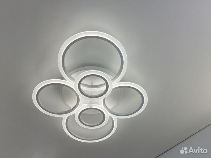 Светодиодная люстра на 20кв\м