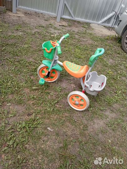 Трехколесный велосипед