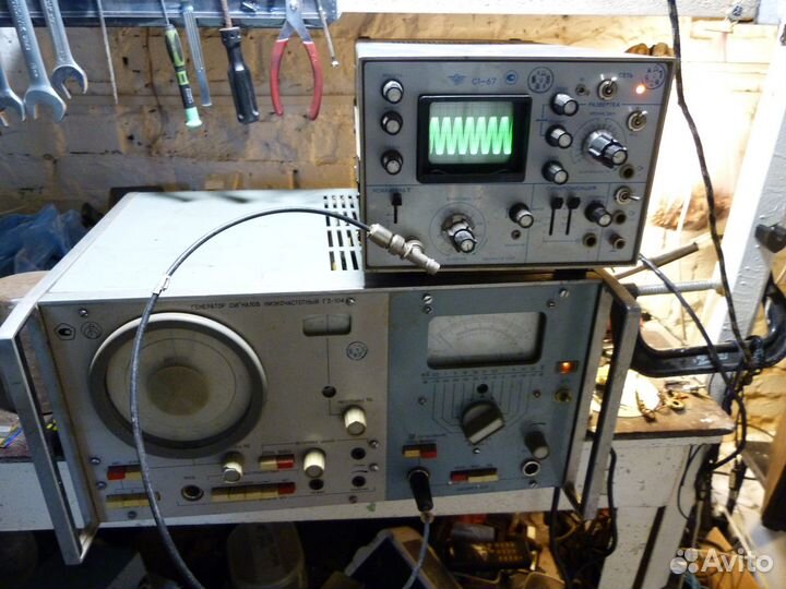 Генератор сигналов низкочастотный Г3-104