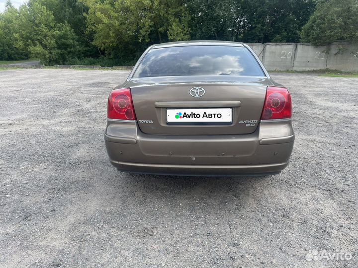 Toyota Avensis 2.0 AT, 2004, 325 000 км