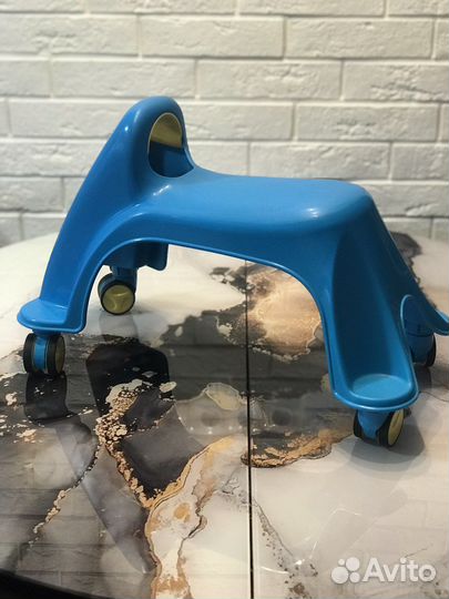 Каталка беговел детская