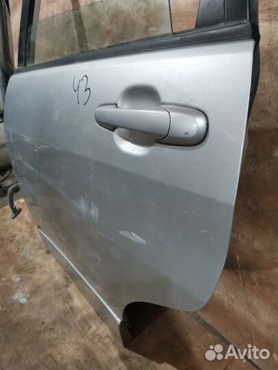 Дверь боковая задняя левая Suzuki Liana 1.6 M16A