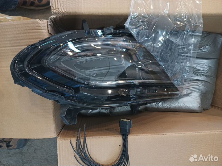 Передние фары, оптика для Dodge Charger 2015-2021