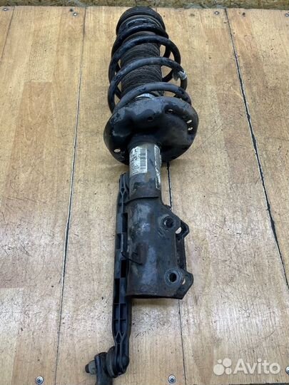 Стойка подвески передняя левая Opel Astra J A17DTJ