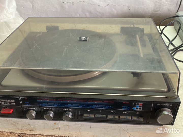 Виниловые проигрыватели