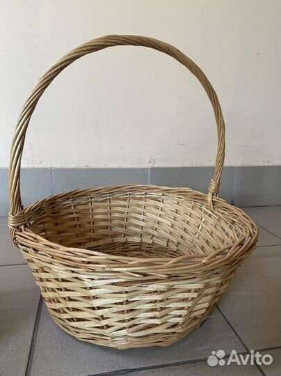 Корзина большая плетеная