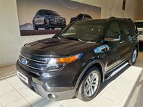 Ford Explorer 3.5 AT, 2015, 121 840 км, с пробегом, цена 2 597 000 руб.