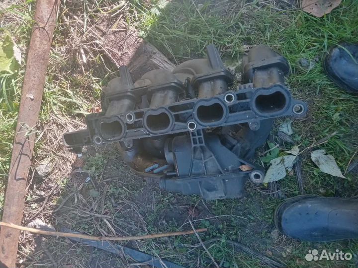 Впускной коллектор Ford Mondeo 4 1.6 Ti pnba