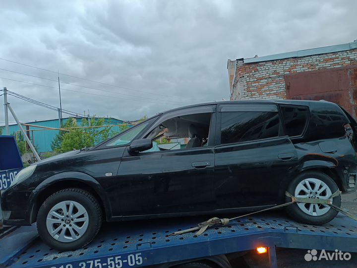 Toyota Opa ZCT15 Двигатель 1zz 4wd АКПП