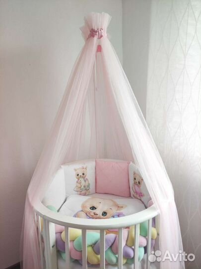 Комплект в кроватку бортики одеяло в наличии