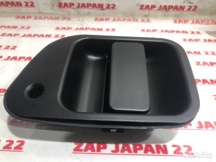 Ручка сдвижной двери задняя левая Mitsubishi