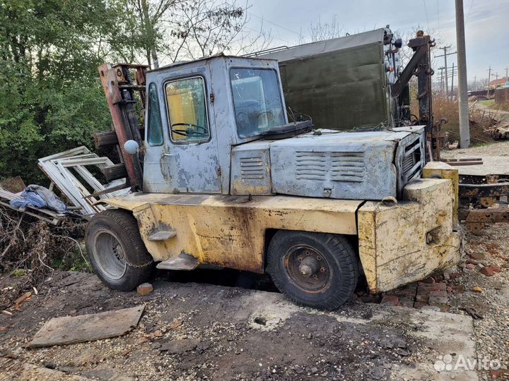 Вилочный погрузчик ЛЬВОВСКИЙ ПОГРУЗЧИК (ЛЕВ) АП-4045, 1995