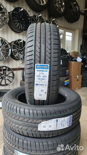 Maxtrek Maximus M1 225/60 R17