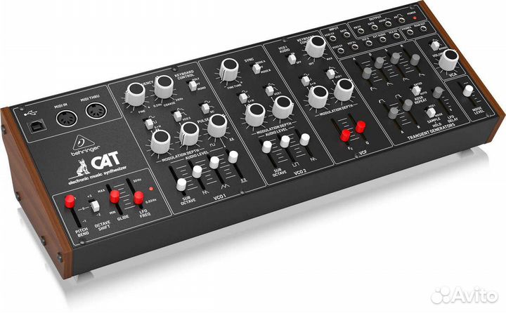 Аналоговый синтезатор Behringer CAT