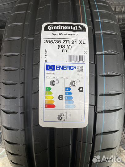 Continental ContiSportContact 7 255/35 R21 и 285/30 R21 98Y