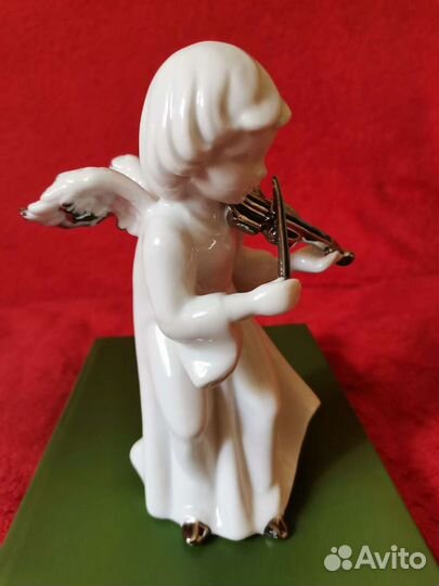 Фарфоровая статуэтка Ангел со скрипкой, серебрение