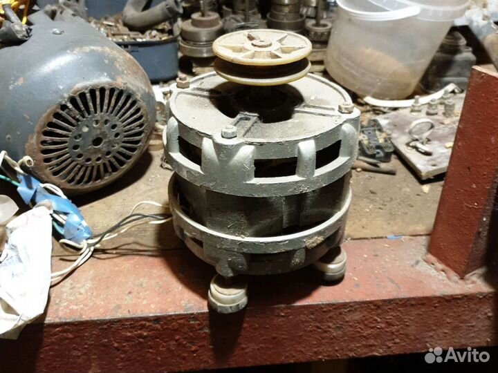 Электрический двигатель