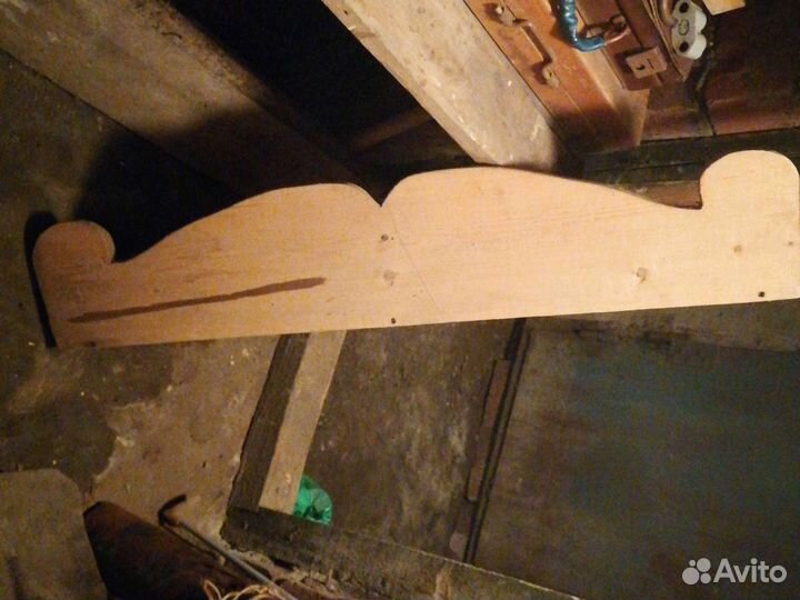 Над дверью козырёк на дачю длина 1.20