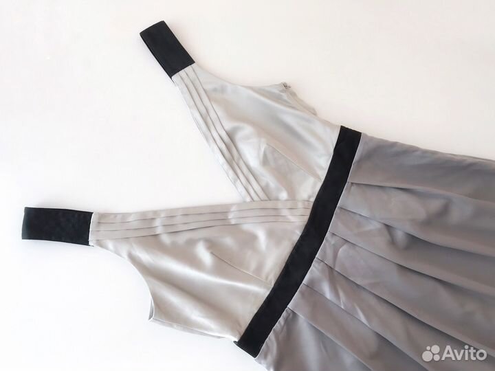 Платье р-р 40-42