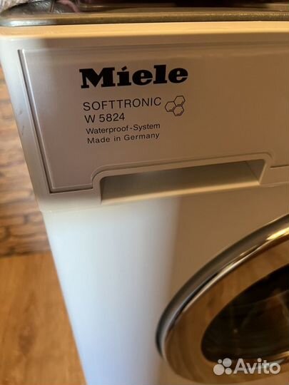 Стиральная машина Miele W5824 на запчасти