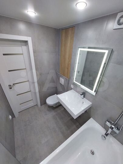 2-к. квартира, 42 м², 2/5 эт.