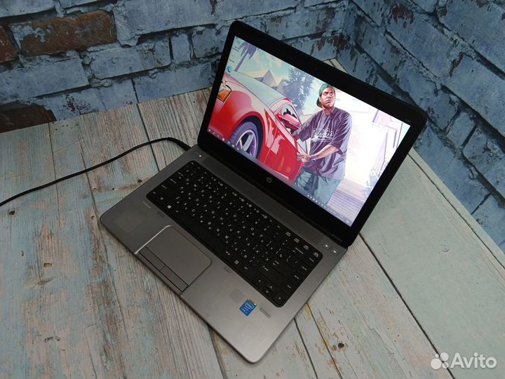 Резвый ноутбук HP core-i3/8Gb/SSD+HDD/intelHD