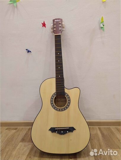 Акустическая гитара новая