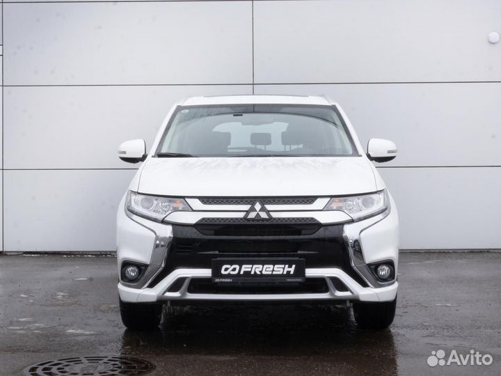 Mitsubishi Outlander 2.0 CVT, 2022, 35 км