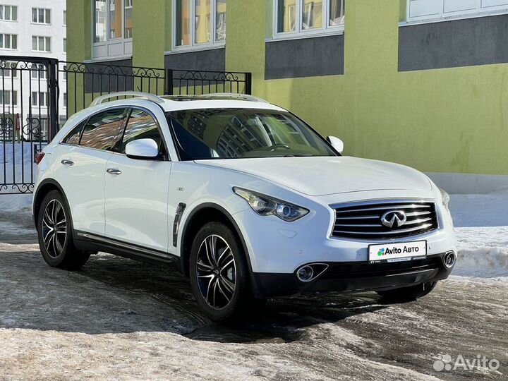 Infiniti QX70 3.0 AT, 2016, 118 000 км