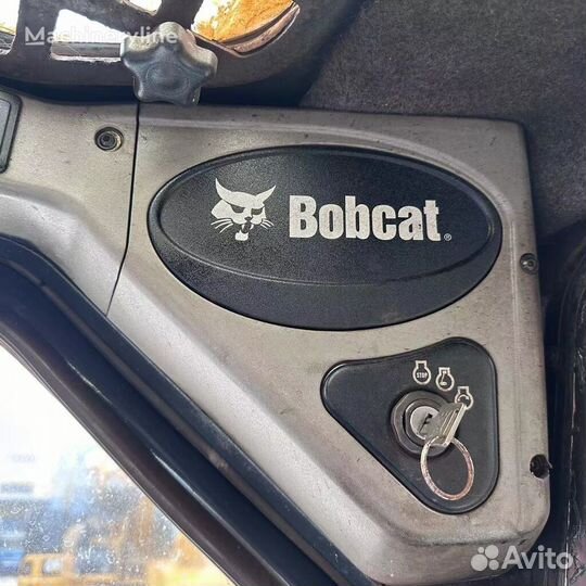 Мини-погрузчик Bobcat S160, 2013