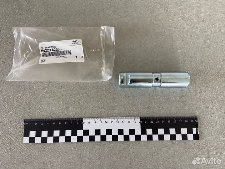 Палец задней рессоры Hyundai HD120 54223-62000