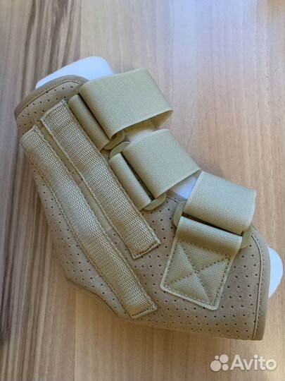 Бандаж на голеностопный сустав