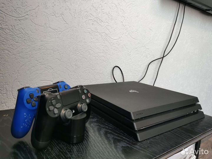 Sony PS4 pro 1tb
