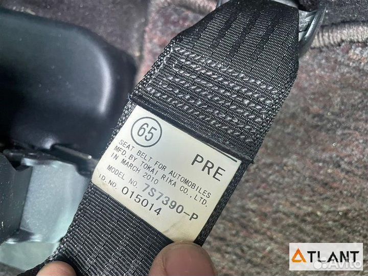 Уплотнительная резинка дверей задний левый toyota